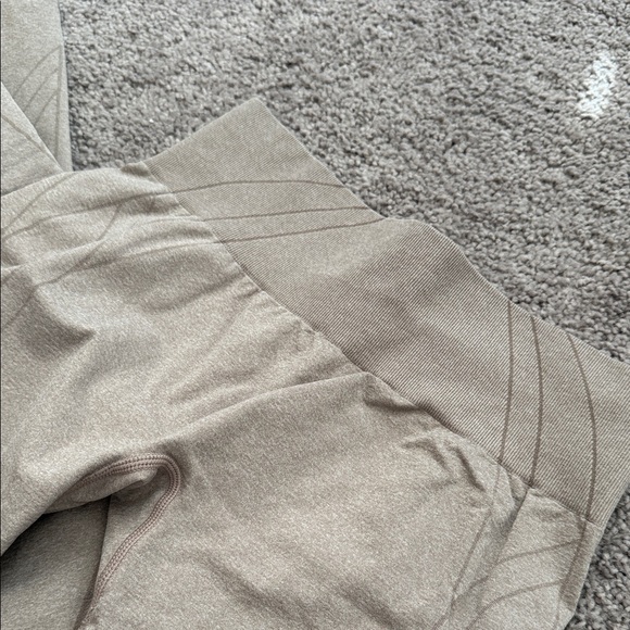 NGVT LEGGINGS - Picture 2 of 5